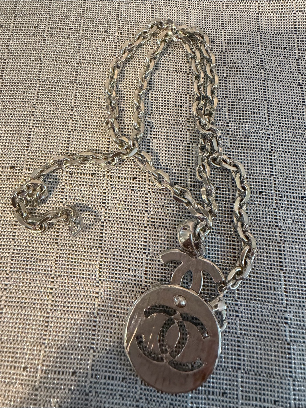 Crystal Double-Emblem Silver Pendant Necklace - Picture 4 of 6